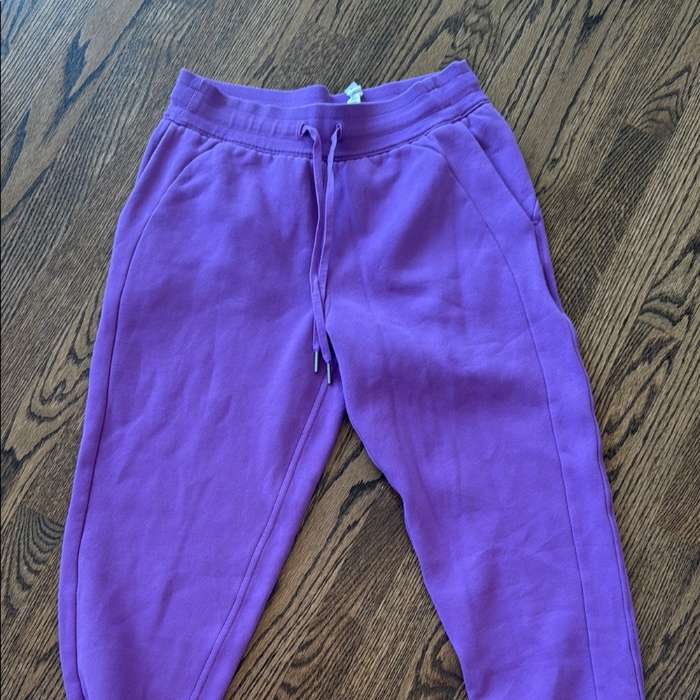 Lululemon Athletica scuba joggers